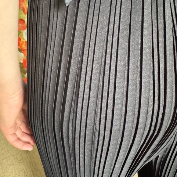 Beyond Words Pleated Trouser Pants *NWT* - Picture 3 of 7